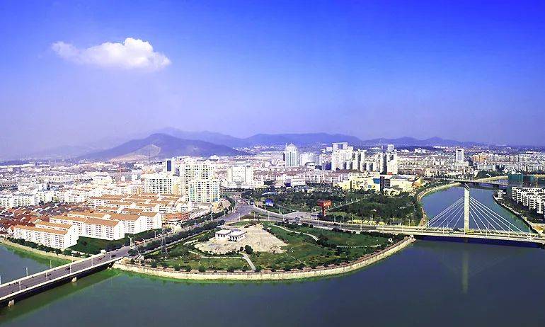 浙江，文化经济交融共进新篇章